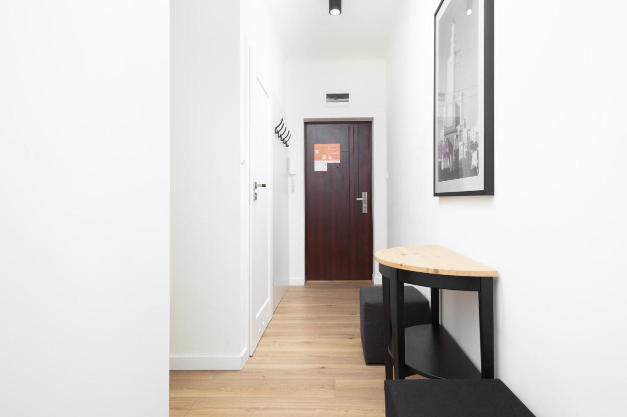 Family City Center Apartment By Renters Prestige Warsaw Exterior photo
